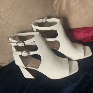 Brand new Vince Camuto